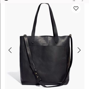 Madewell medium size tote *comes with strap*